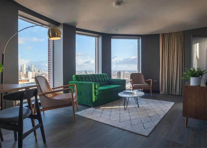 The Gate London City